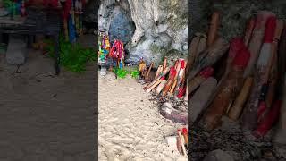 Cave with phalluses 🫣 Princess Cave (Railay, Krabi) 