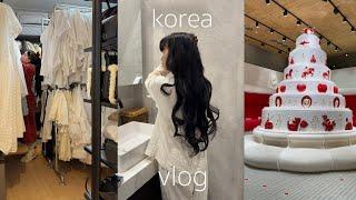 Korea Vlog: Jennie’s cafe, hairstyle tutorial, closet clean-out, building dream home LP cafe