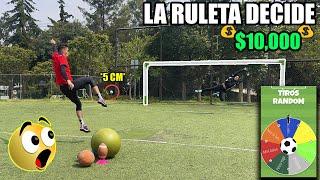 TIROS RANDOM con PORTERO ADELANTADO  La RULETA DECIDE que BALON USAMOS  RETOS de FUTBOL