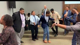 HOLY GHOST DISMISSAL!!!!  PRAISE BREAK!!!