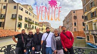 Venice Classic Gondola Rides Italy 