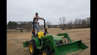 John Deere 3032E Review