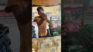 Amazing Street Bartender Makes Lemon Soda