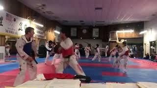 Sparring class at Hongs USA Taekwondo