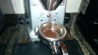 Grind compare: Compak K3 vs. Mazzer Mini Electronic