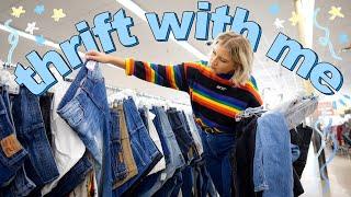 COME THRIFT WITH ME FOR MOM JEANS | the ULTIMATE guide to thrifting MOM JEANS + try on HAUL