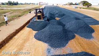 Nice!!! Komatsu Bulldozer Pushing Gravel Coverage The Road With Skill Driver