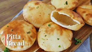 Homemade Pitta Bread（ピタパン） Recipe: Soft, Moist, and Perfect for BBQ and Kebabs 