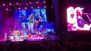 Jason Mraz ft Chaska Potter - Lucky (Saint Louis Music Park, MO - 7-23-2024)