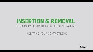 How to easily insert and remove your Alcon DAILIES® contact lenses