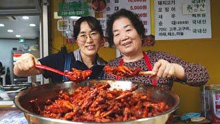 Korean food: Spicy chicken feet that foreigners are addicted to