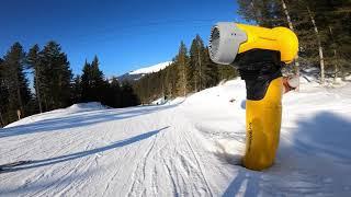 Funty piste (children's slope) in Zell am Ziller on a snowboard