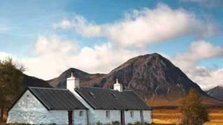  Scottish Bagpipes - Scotland The Brave 