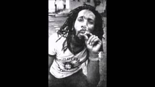 Big Youth- (Keep On) Moving Version