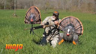 Experience Turkey Hunting Like Never Before [ MOJO Tail Chaser Max Turkey Decoy ]