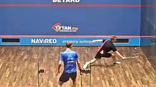 SQUASH. 360° x-court drop.