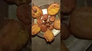  CRUNCHY Bengali Village Style Pakoda Recipe | ASMR Sounds | Mousumi's Cooking Way  #food #recipe