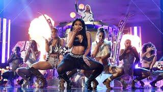 Nicki Minaj & David Guetta - The Night is Still Young / Hey Mama (Live on Billboard Music Awards) HD