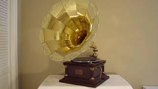 Early Victor 6 Phonograph