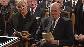 King Harald V of Norway attending the funeral of Erik Bye in 2004