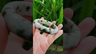 beautiful jade bangle