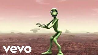 Dame Tu Cosita - Green Alien (Official Video)