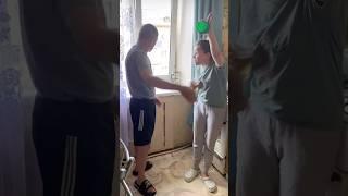 КРИСИЗ ОТНОШЕНИЙ! ИРИШКА ЧИКИ ПИКИ И БЕЗУМНЫЙ ПАША ВЫГОНЯЮТ ДРУГ ДРУГА