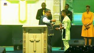 Archbishop Duncan-Williams Hands over his sword to Pastor Jerry Eze - Impact2022