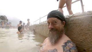 Explore Termas de la Virgen en Baños de Agua Santa Ecuador