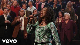 Gaither - His Eye Is On the Sparrow [Live] ft. Lynda Randle