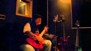 Riffmaster Rick Rozz(ex-DEATH and in MASSACRE) recording on the 'RIFF' album