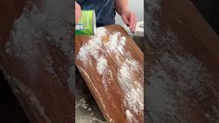 How to clean a wood cutting board!