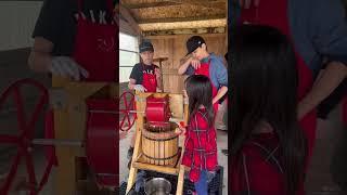 Making apple cider at the farm #seattle #cuocsongomy