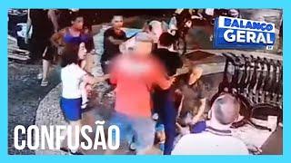 Entregador de aplicativo é agredido depois de buzinar para pedestre sair da frente