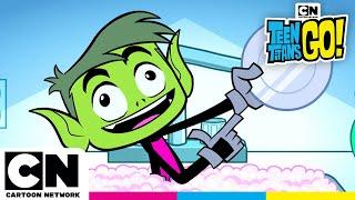 Grandma Cyborg | Teen Titans Go! | @cartoonnetworkuk