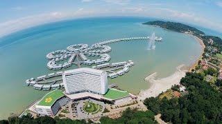 Guinness World Records: Lexis Hibiscus Port Dickson, The most pools and overwater villas in resort