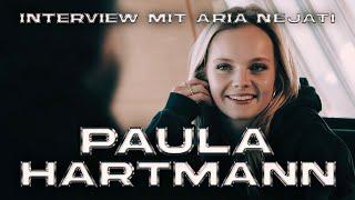 Paula Hartmann über "kleine Feuer", Liebe, Drogen, Ruhm & Privatsphäre – Interview mit Aria Nejati