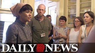 Actress goes through unique training at Tenement Museum