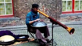 Hang Drum y Didgeridoo en Brujas (Campanario de las Hallen - Belfort)