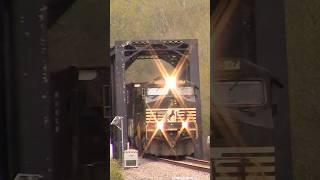 Norfolk Southern P87 Crosses Bridge in Old Fort, NC #norfolksouthern #norfolksouthernrailway #train