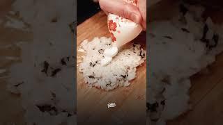 САМЫЙ ПРОСТОЙ СПОСОБ приготовить роллы #морепродукты #food #рыба #recipe #еда #рецепты