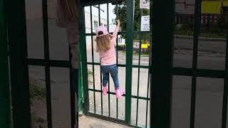 Тасюша штурмует детский сад #дети #юмор #прикол #funny #kids #family