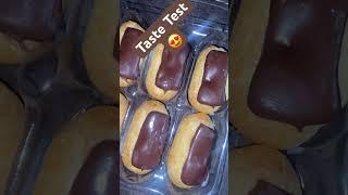 Taste Test : Asda Mini Chocolate Eclairs #asda #asdacakes #cakes #shorts