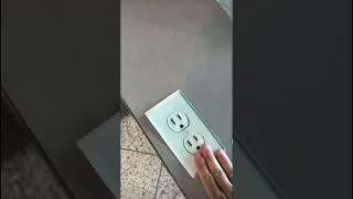 I found the fakest outlet prank #shorts #pranks #veshremy