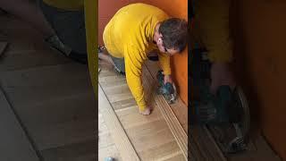 Hardwood Pro Does His Own Floor