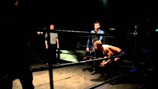 Fightclub:Pro: Dan Ryder turns on Brookes (1080p HD)