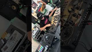 #dj  ELFIGO : INSANE #mashup   Just Took Crazy Frog Deep inside into 212