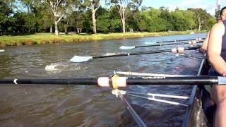 Melbourne Rowing Club Women - 20111015 Piece 3 R26.MOV