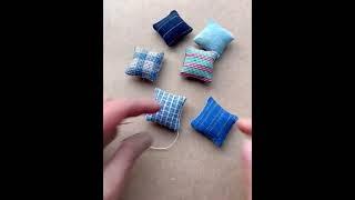 Sew the sack with cotton coarse cloth