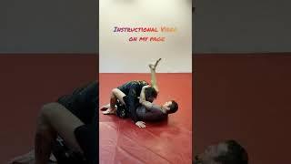 Hip Bump Sweep to Triangle #bjjmove #bjjsubmission #bjj4life #jiujitsu #trianglechoke